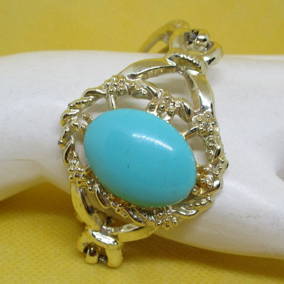 Vintage Faux Turquoise Gold Metal Bracelet Ornate Large Oval Lucite Cabochon - Picture 1 of 15